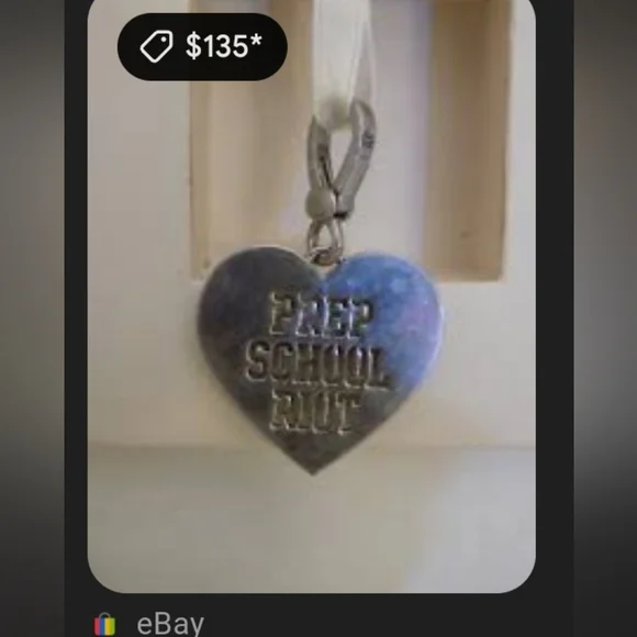 JUICY COUTURE LIMITED EDITION 2008BRACELET ✨️W/ 5 RARE JUICY COUTURE CHARM⚘️ - Picture 11 of 17